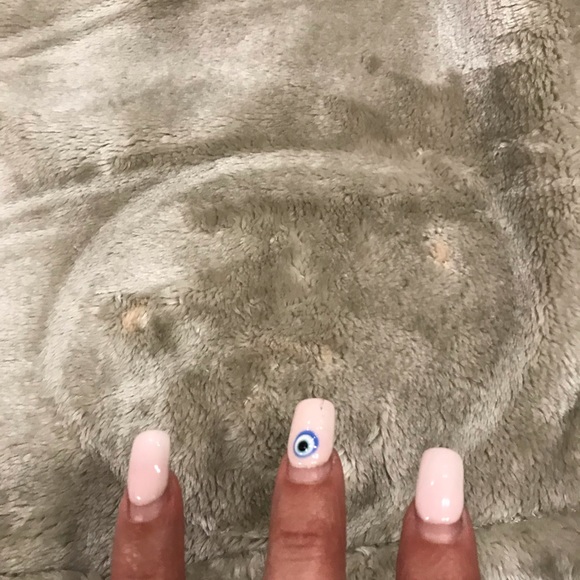 🍁Donated Luxurious champagne plushie blankie🍁 - Picture 8 of 17